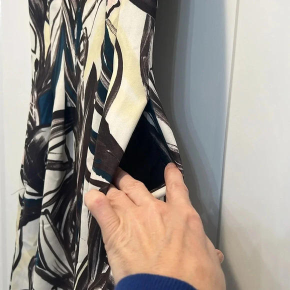 H&M wild floral printed dress size 6 in great condition! - Picture 12 of 14